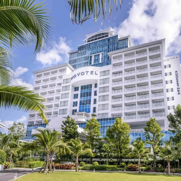 Novotel Phuket City Phokeethra, hotel ve městě Phuket