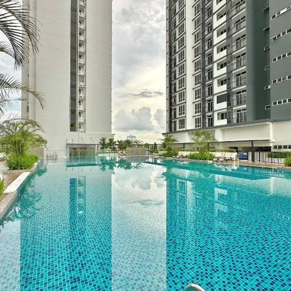 Trellis Residence Near CIQ By Stayrene, hótel í Johor Bahru