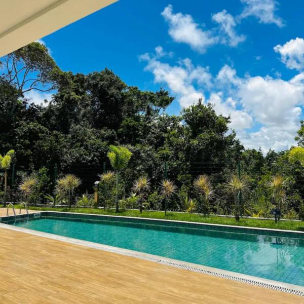 Apto Residencial Terra Mater, 2 quartos com ar, Piscina, Garagem e WiFi, 6 Hóspedes Porto Segur0 BA