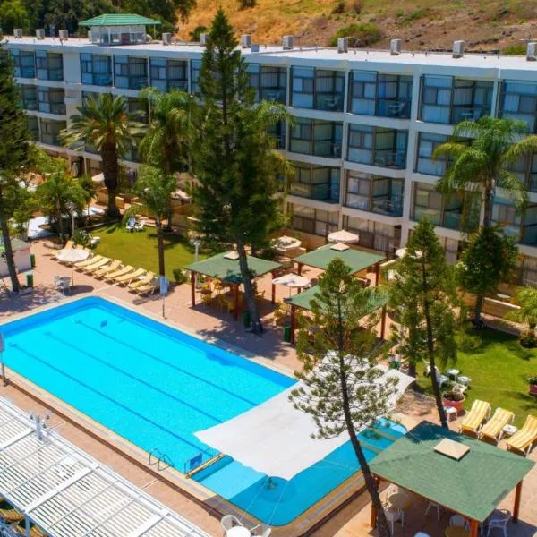 Ron Beach Hotel, hotel en Tiberíades