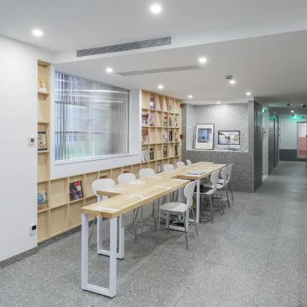 WeFlow Hostel (Shanghai Xintiandi), hótel í Shanghai