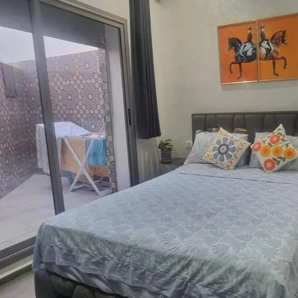 Appart Ennakhil 4 avenue mohamed 6, hotel v destinaci Džadída