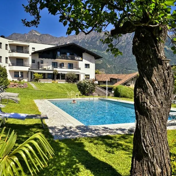 Chalet Anna, hotel u gradu Marlengo