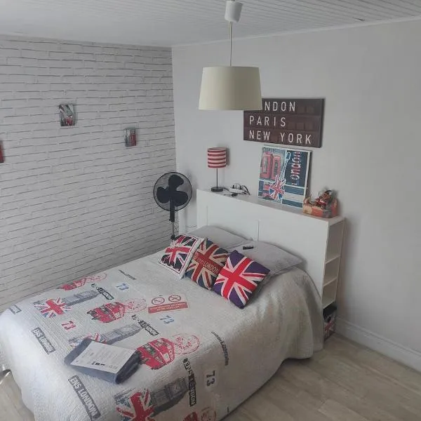Chambre chez l'habitant proche centre ville et gare de Migennes, хотел в Migennes