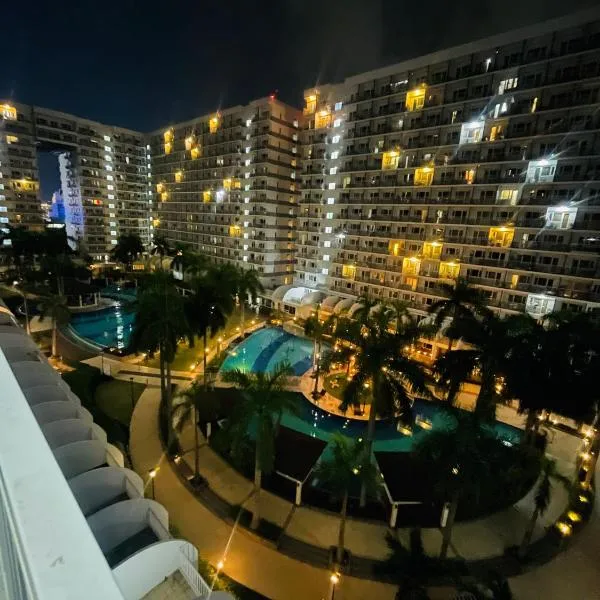 Paula & Michael Staycation at Shell Residences near moa & naia, hotel v destinaci Manila