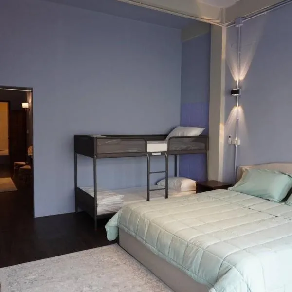 Large Room near Grand Palace, hotel sa Bangkok