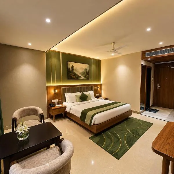 HOTEL SWIMMING POOL LUXUARY NRB ,Puri , Near Seabeach And Jagannath Temple , Fully Air Condationed Rooms ,Wifi , Lift , Restaurant With Parking , Near Hote The SB Palace Inn , BEST HOTEL IN PURI BEACH, hotel u gradu Puri