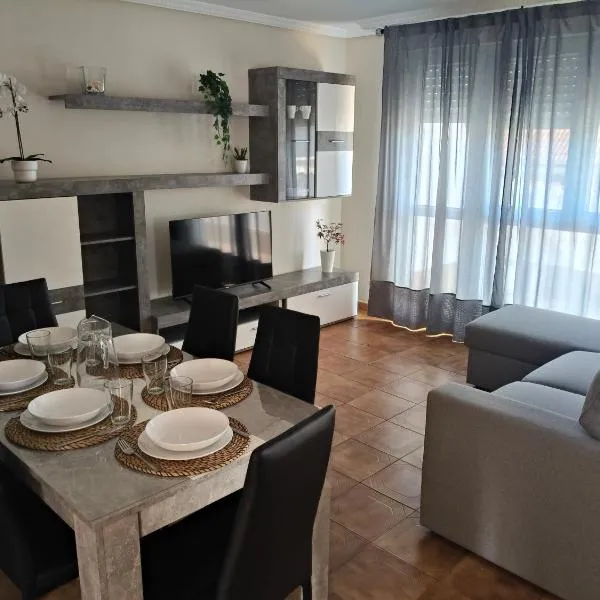 Apartamento Mar Cantábrico, hotel a Ajo