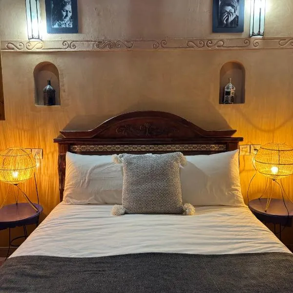 Berber Nomad Kasbah, hotel u gradu Nkob