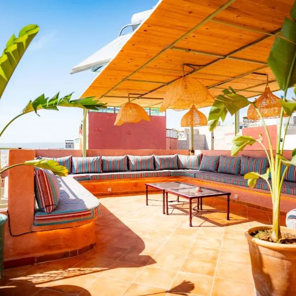 Wave chaser surfhouse morocco, hotel a Agadir