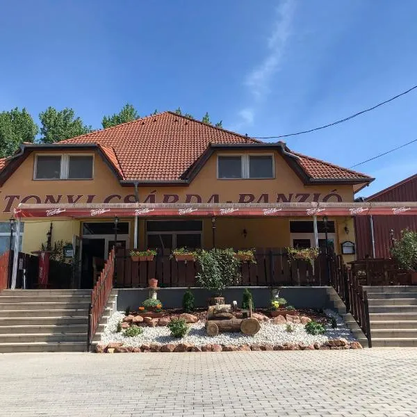 Zátonyi Csárda Panzió、Dunaszigetのホテル
