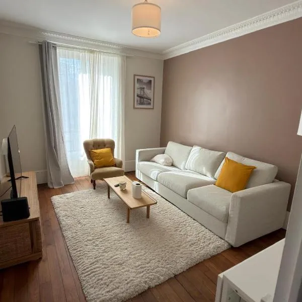 Bel appartement entièrement rénové, hotel u gradu Banjole