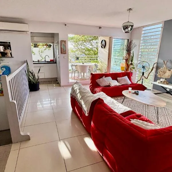Duplex Riviera Caraïbes proche plage et Casino, hôtel au Gosier