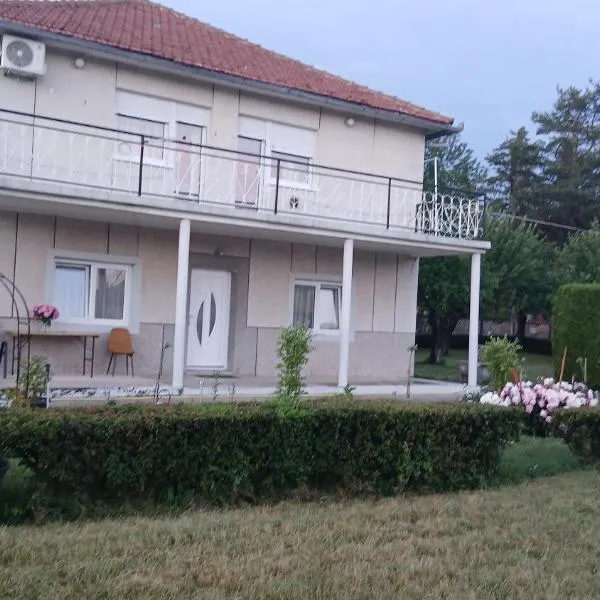 Zgona, hotel in Livno