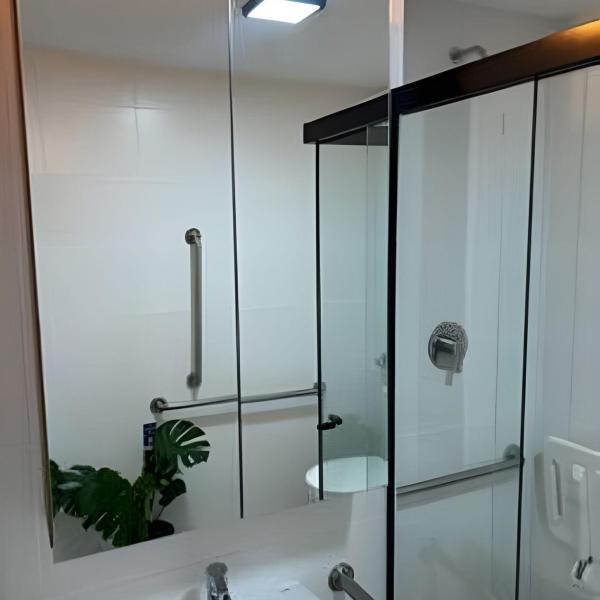 Apto para até 4 pessoas - próx ao CASV e Congonhas c/ Varanda Privativa - Foto 3