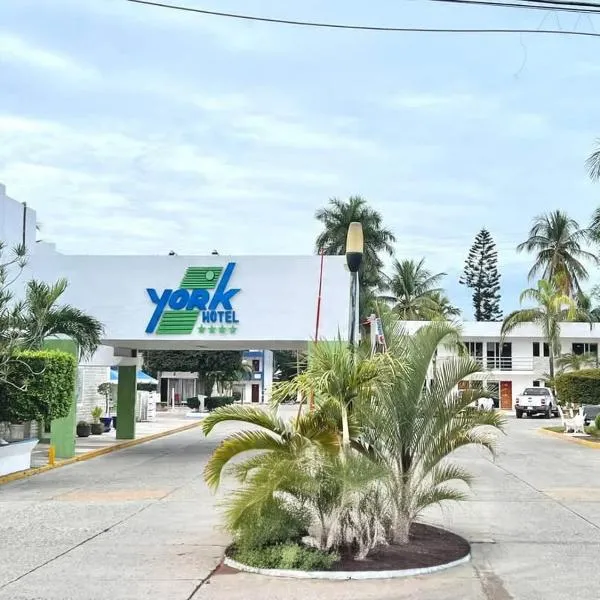 Hotel York, hotell i Guamúchil