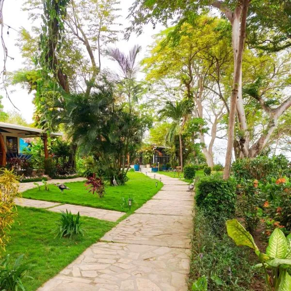 Xalli Beach Hotel, hotel v mestu Altagracia