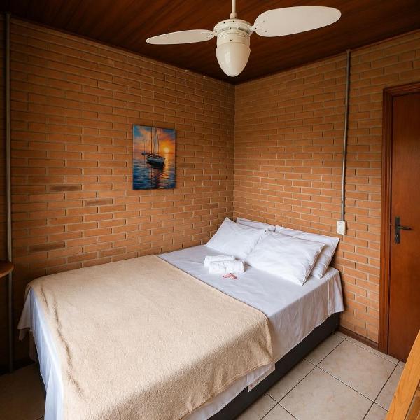 Brumar - Quarto com banheiro compartilhado
