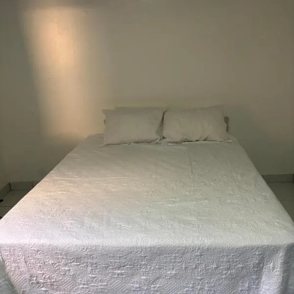 Quarto privativo - Domicilio Familiar, hotell Altamiras