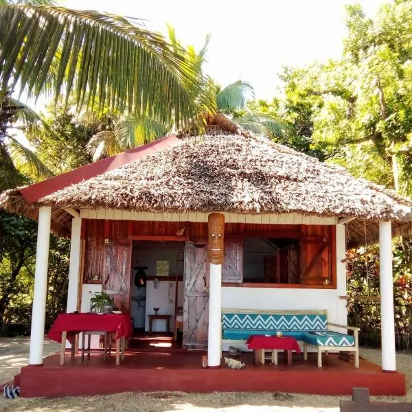 Bungalow Ambanivolo, hotel en Isla Santa María