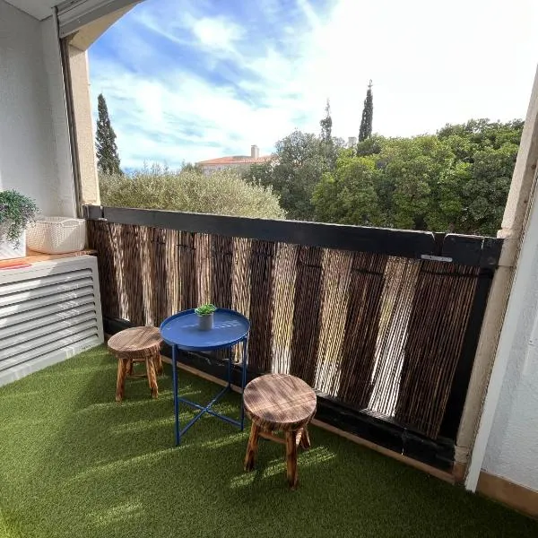 Charmant studio cabine, hotel v destinácii Cap d'Agde