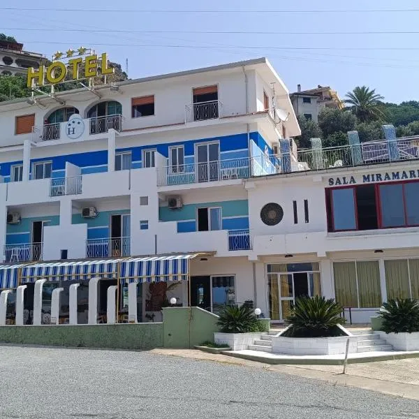 Hotel La Carruba, hotel v destinácii Cetraro