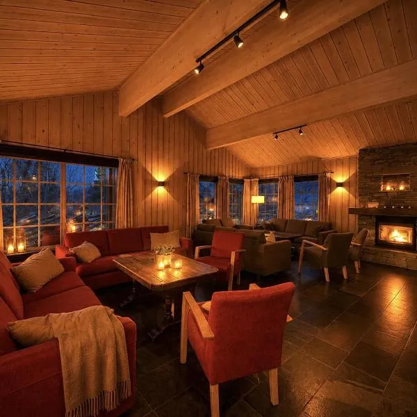 Spacious cabin in Hemsedal, 8 bedrooms and sauna، فندق في هيمسيدال