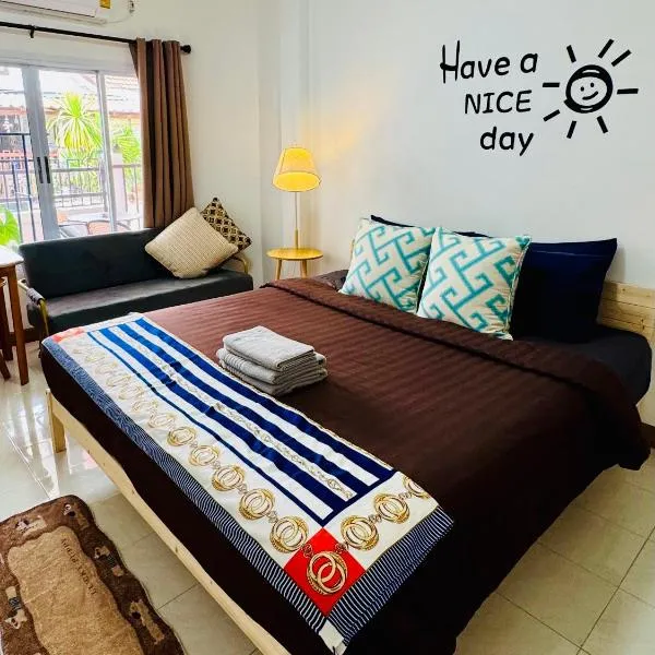 Happy Home Samui near Mae Nam beach on main road, хотел в Ban Mae Nam