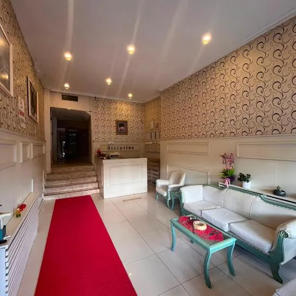 Kiraz Otel, מלון בLapseki