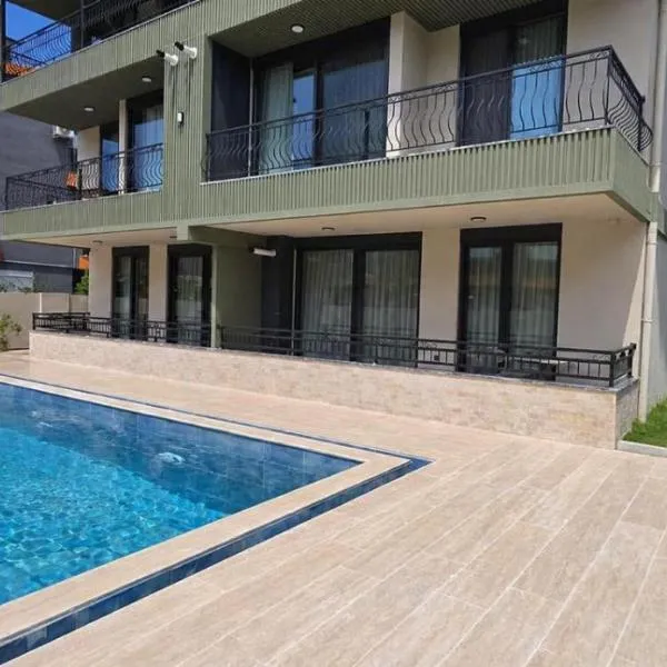 Demirel Suites Antalya-Lara Plajlar ve Havalimanına Yakın, hotel v destinácii Altınkum
