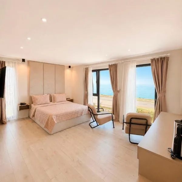 THE DECK OTEL, khách sạn ở Trabzon
