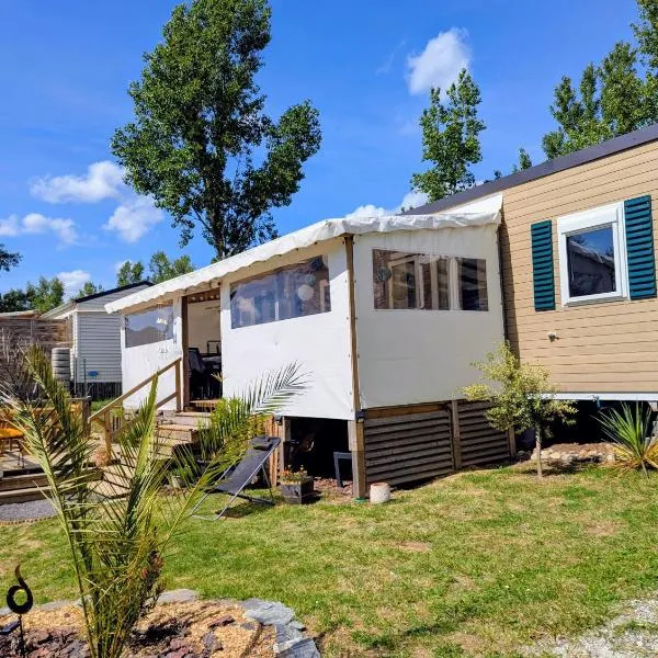 Mobil home climatisé 2 à 8 pers avec piscines โรงแรมในSaint-Papoul