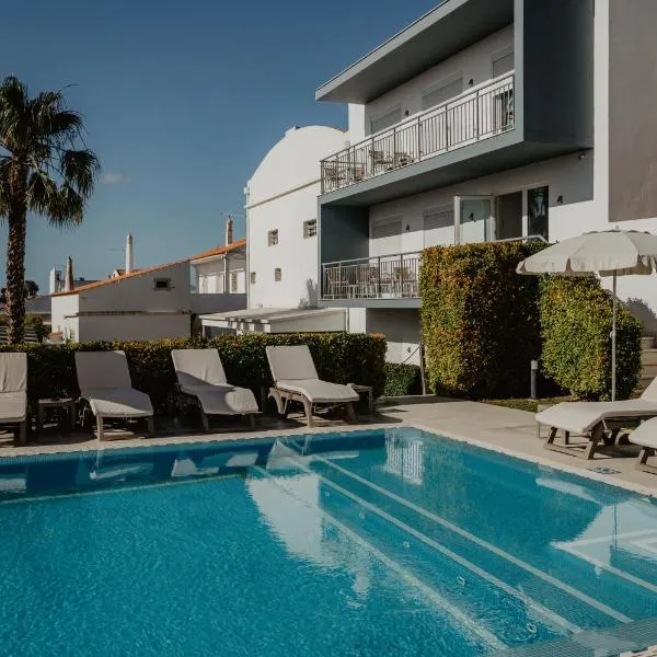 Boutique & Villas Boliqueime، فندق في بلوكويم