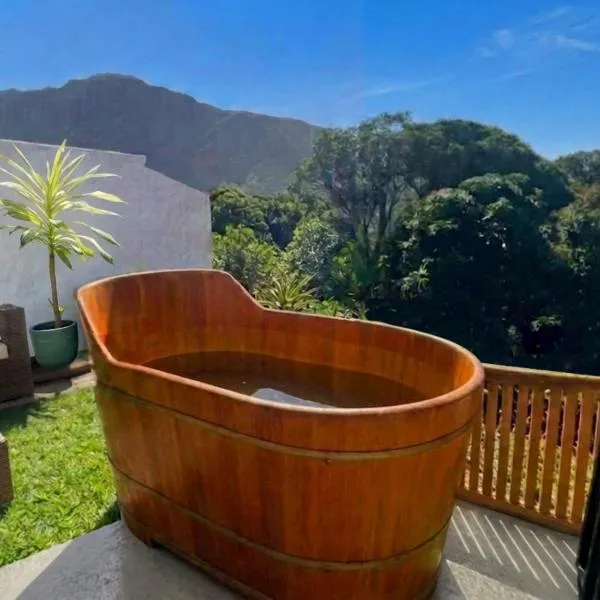 Casa Jacuzzi Vista Serra e Cachoeira, hotel em Ouro Branco