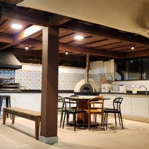 Casa em Búzios de Família com Piscina Semi-Olímpica, Funcionária Inclusa e Campo de Futebol - Foto 5