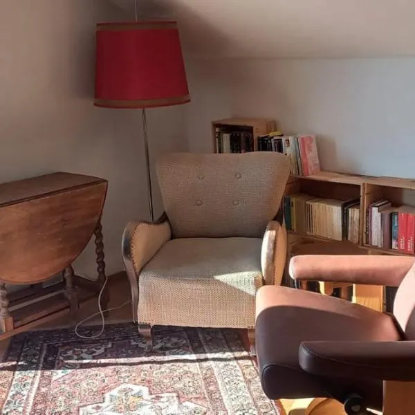 Gemütliches Doppelzimmer mit Balkon, hotel di Furth im Wald