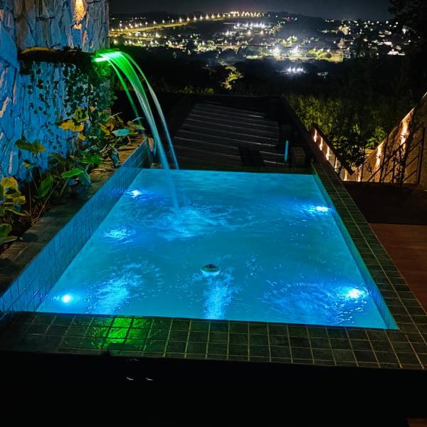 Casa turquesa c piscina aquecida,3 suítes, próx autódromo,serra dourada,shop flamboyant