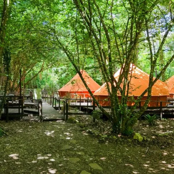 River Tribe Glamping, hotelli kohteessa Laino Borgo