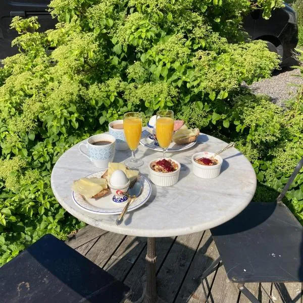 Smedjan Bed and Breakfast, hotel en Varberg