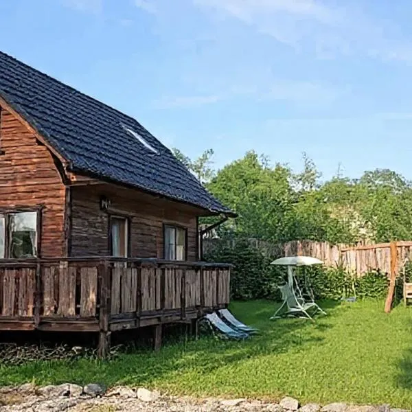 Bieszczadzka Chatka Gosia - Off Road , Quady , Jazda Konna, hotelli kohteessa Czarna