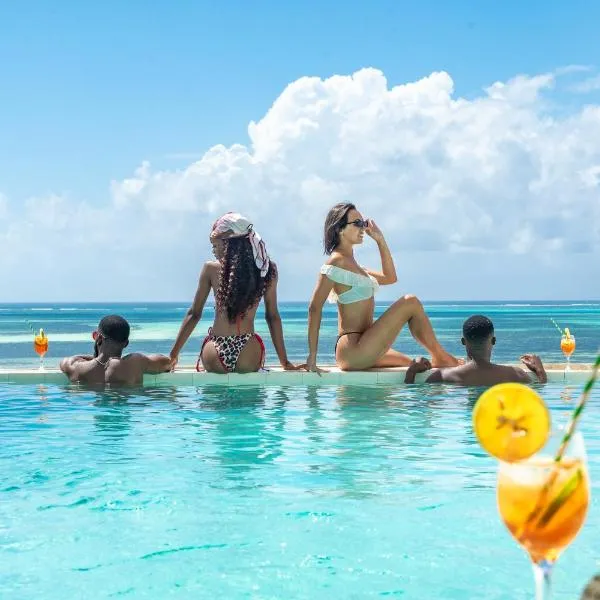 ZAN Island Beach Hotel, hotel u gradu Džambijani