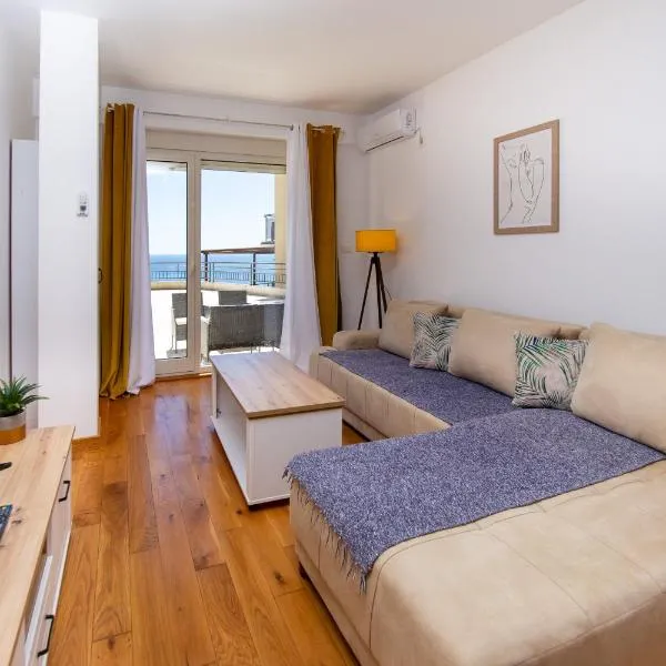 Apartment Horizont: Rafailovici şehrinde bir otel