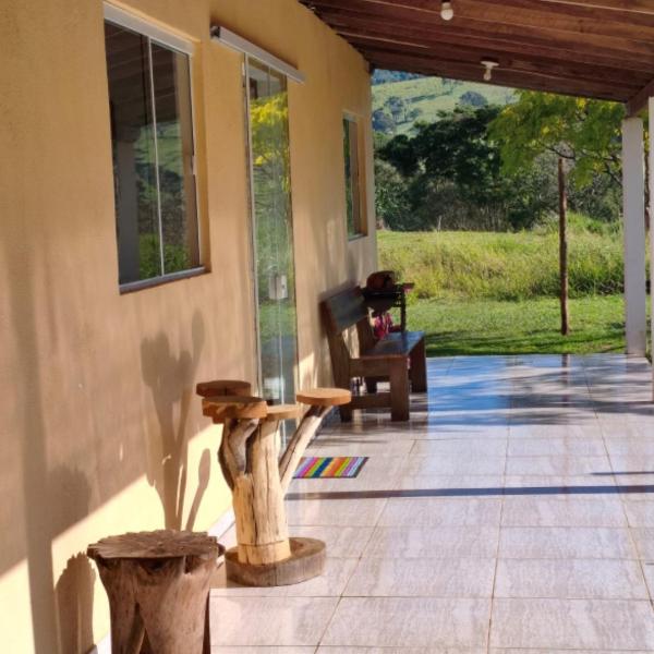 Casa amarela