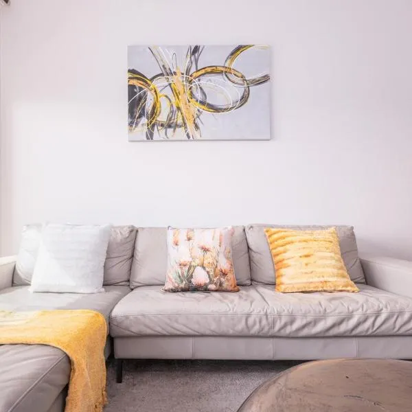 Zoe Lodge, hotel em Midrand