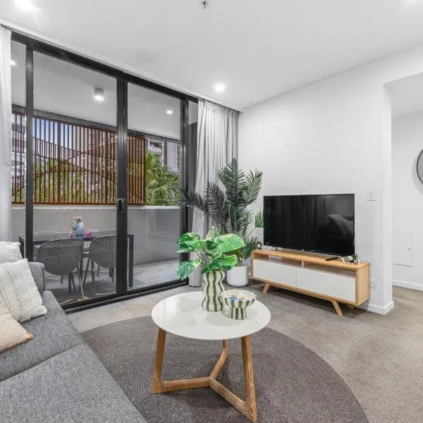 Modern 2BR Apartment and Pool with South City Square, hotell Brisbane'is