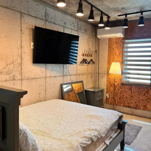 수스테이 펜션: Seogwipo şehrinde bir otel