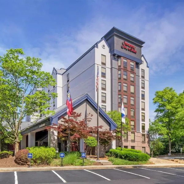 Hampton Inn & Suites Atlanta/Duluth/Gwinnett, hotel u gradu Dulut