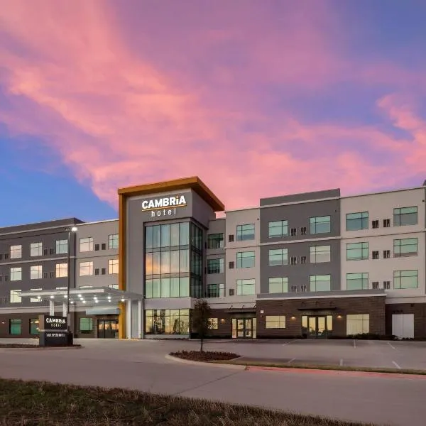 Cambria Hotel Northlake Conference Center - Roanoke, hotel in Northlake