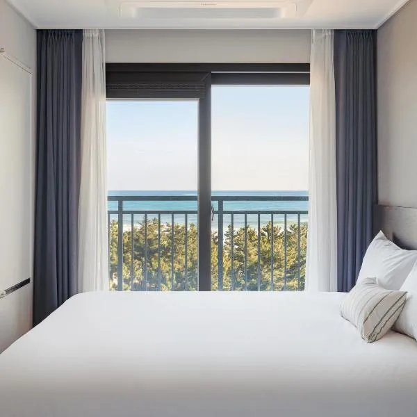 Urbanstay Sokcho Beach AB, hotel di Sokcho