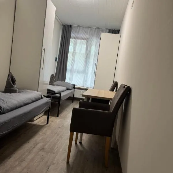 Hansa Living 3 Hamburg - Ruhiges Zimmer mit Gemeinschaftsküche โรงแรมในฮัมบูร์ก